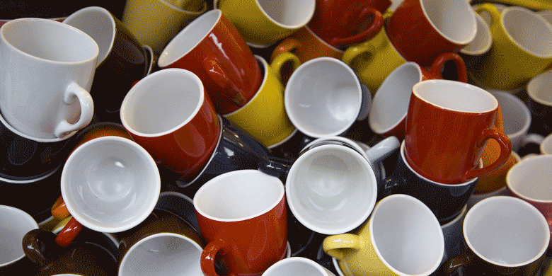 loose cups and mugs