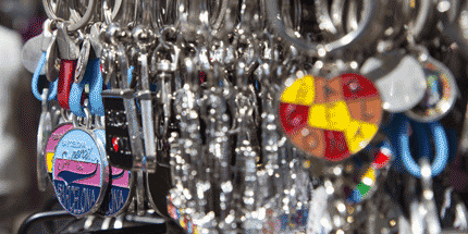 keyrings customised for tourists